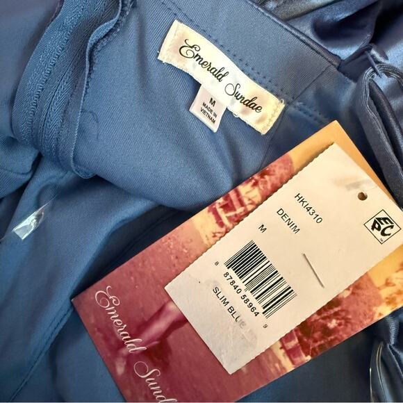 Emerald Sundae Juniors' Strappy Surplice-Neck Ruffled Dress Denim Sz M - Picture 7 of 9